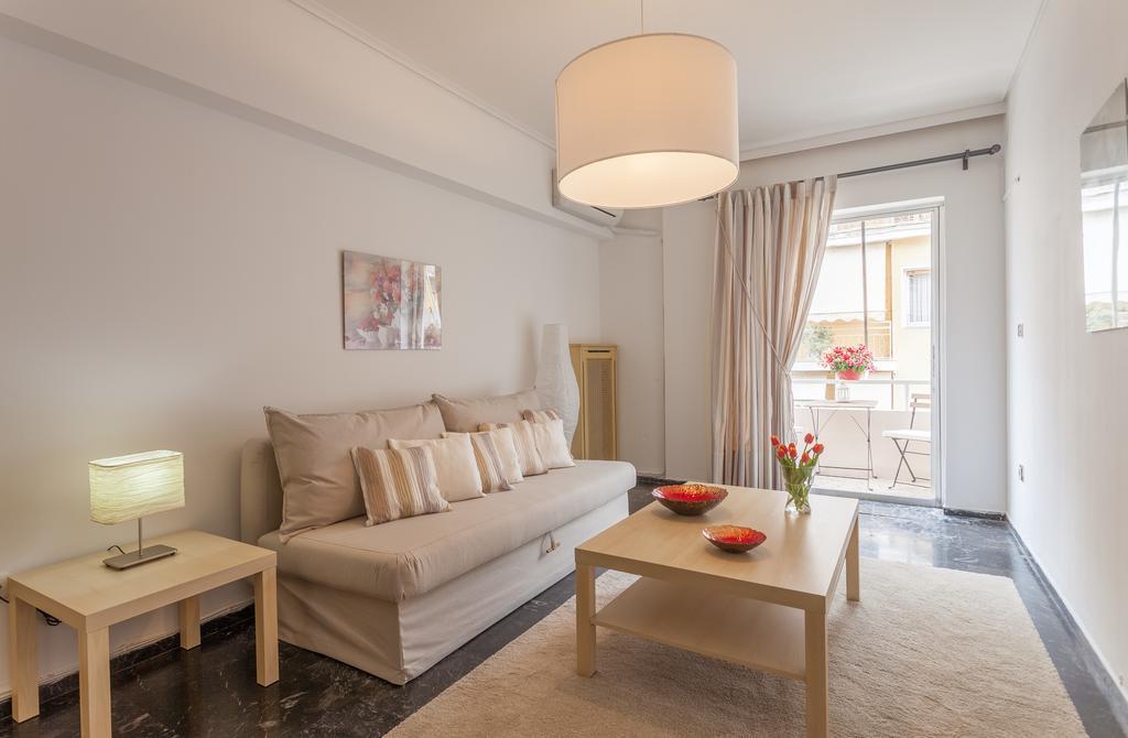 Tranquil Central Apt, Behind Athens Caravel Area Экстерьер фото